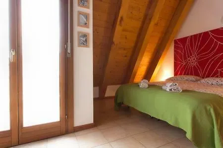 Convenient Penthouse For Venice. Private Free Parking!!! Mestre
